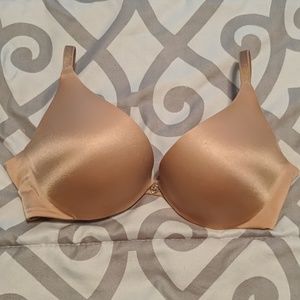 Victoria's Secret Very Sexy Push Up Bra 32B